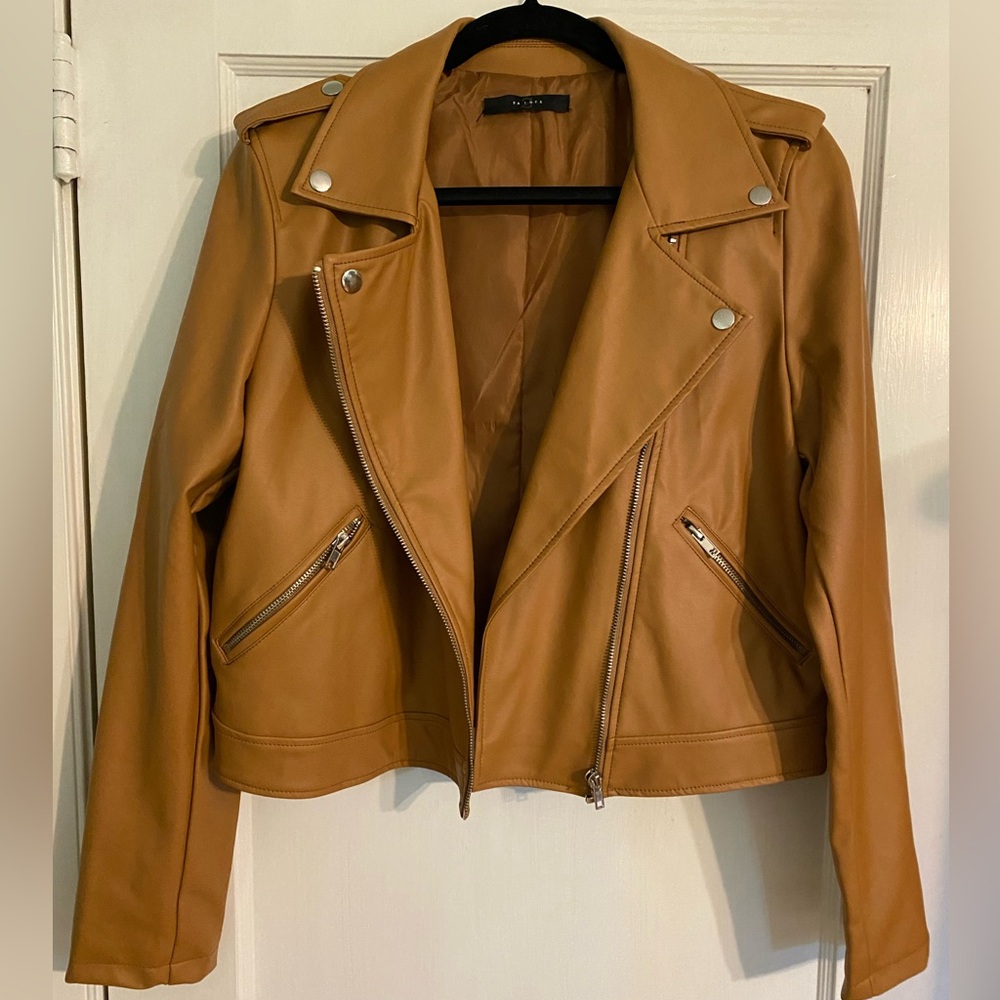 Saints 21 Faux Tan Leather Cropped Moto Zip Jacket; Size: Large